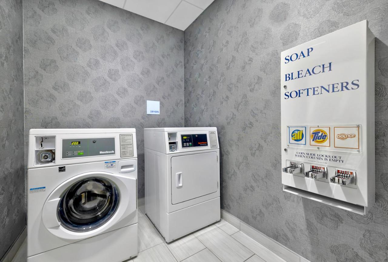 Holiday Inn Express Hotel & Suites Kansas City - Grandview By Ihg Eksteriør bilde