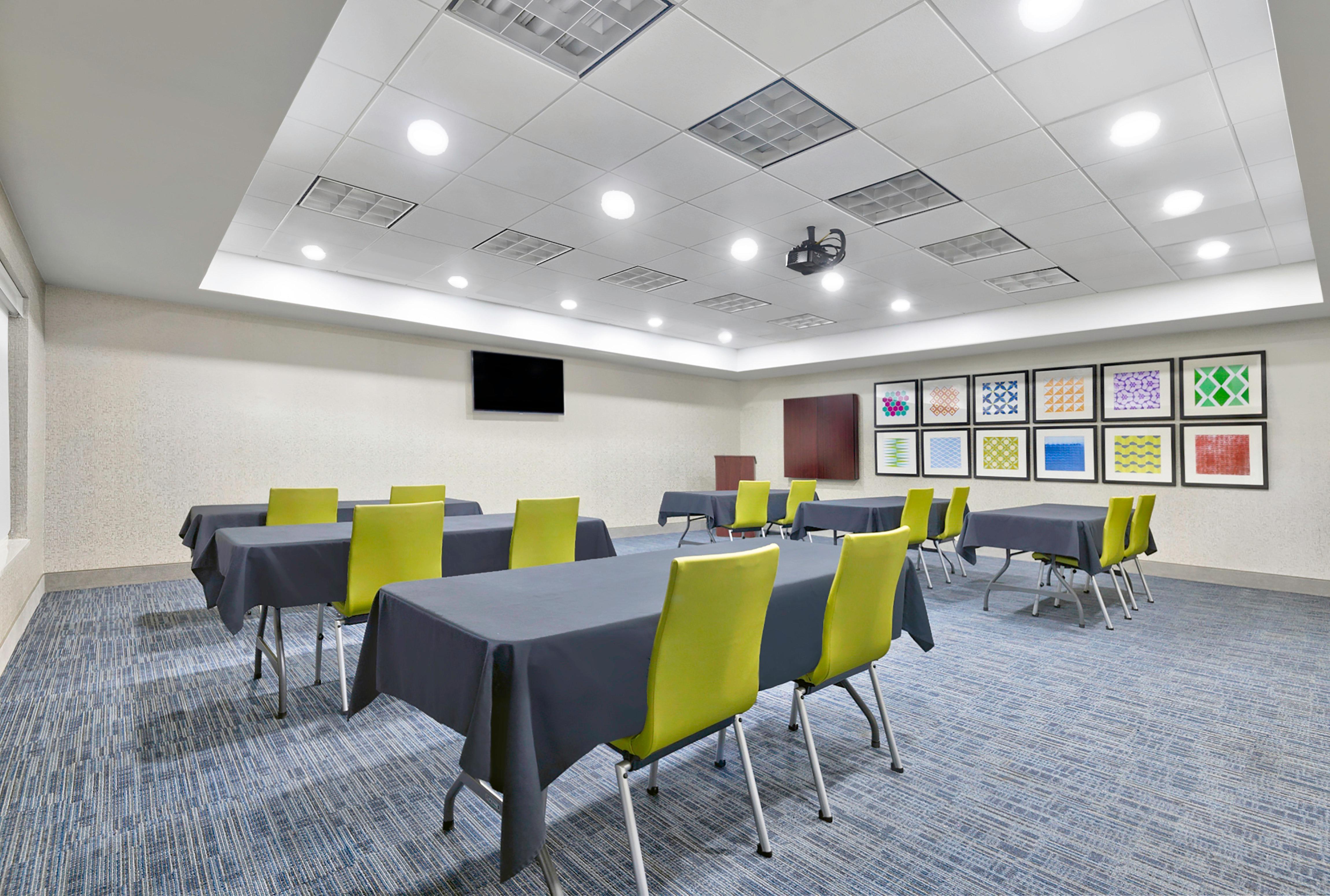 Holiday Inn Express Hotel & Suites Kansas City - Grandview By Ihg Eksteriør bilde
