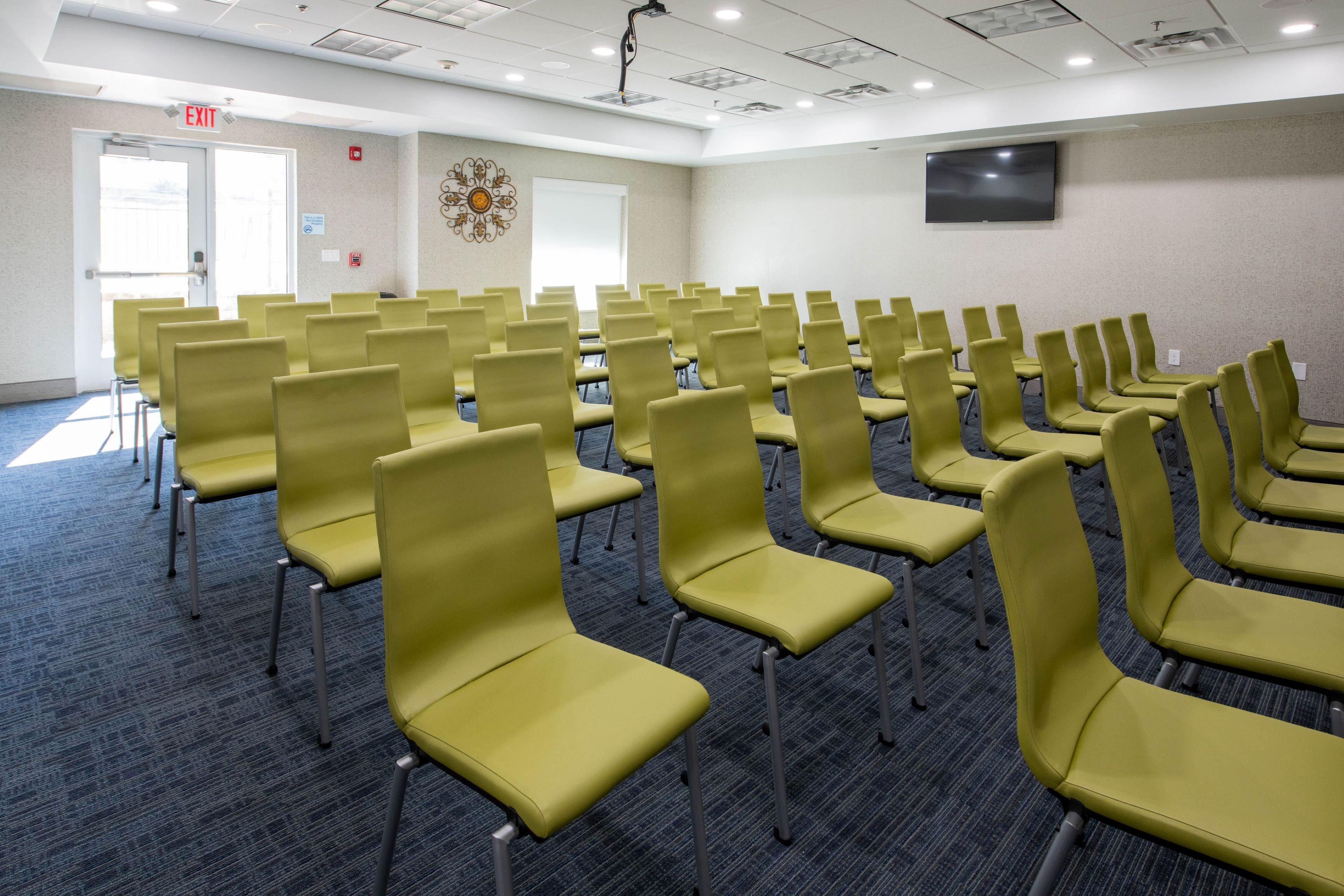 Holiday Inn Express Hotel & Suites Kansas City - Grandview By Ihg Eksteriør bilde