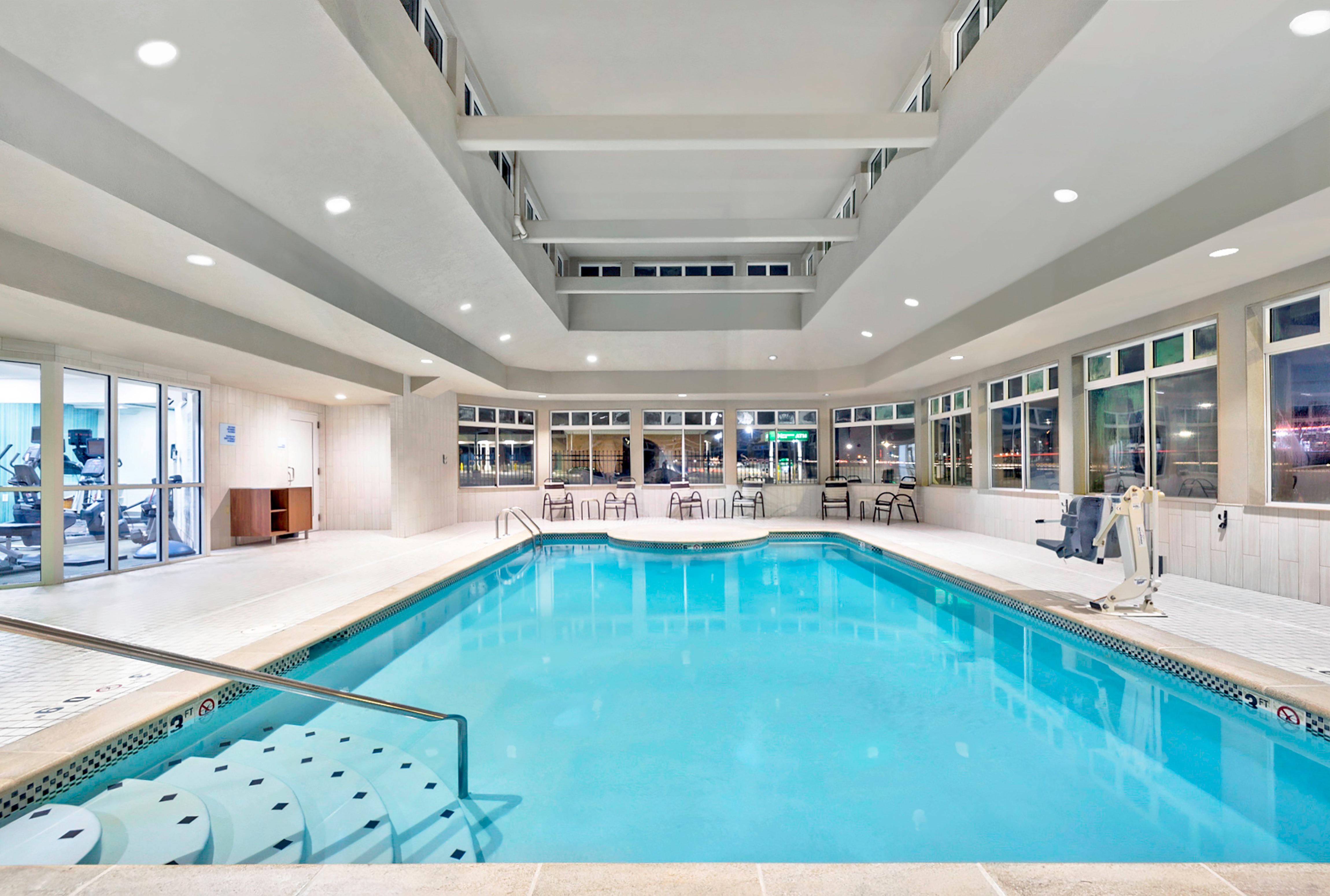 Holiday Inn Express Hotel & Suites Kansas City - Grandview By Ihg Eksteriør bilde